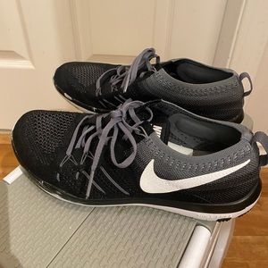 Nike Focus Flyknit